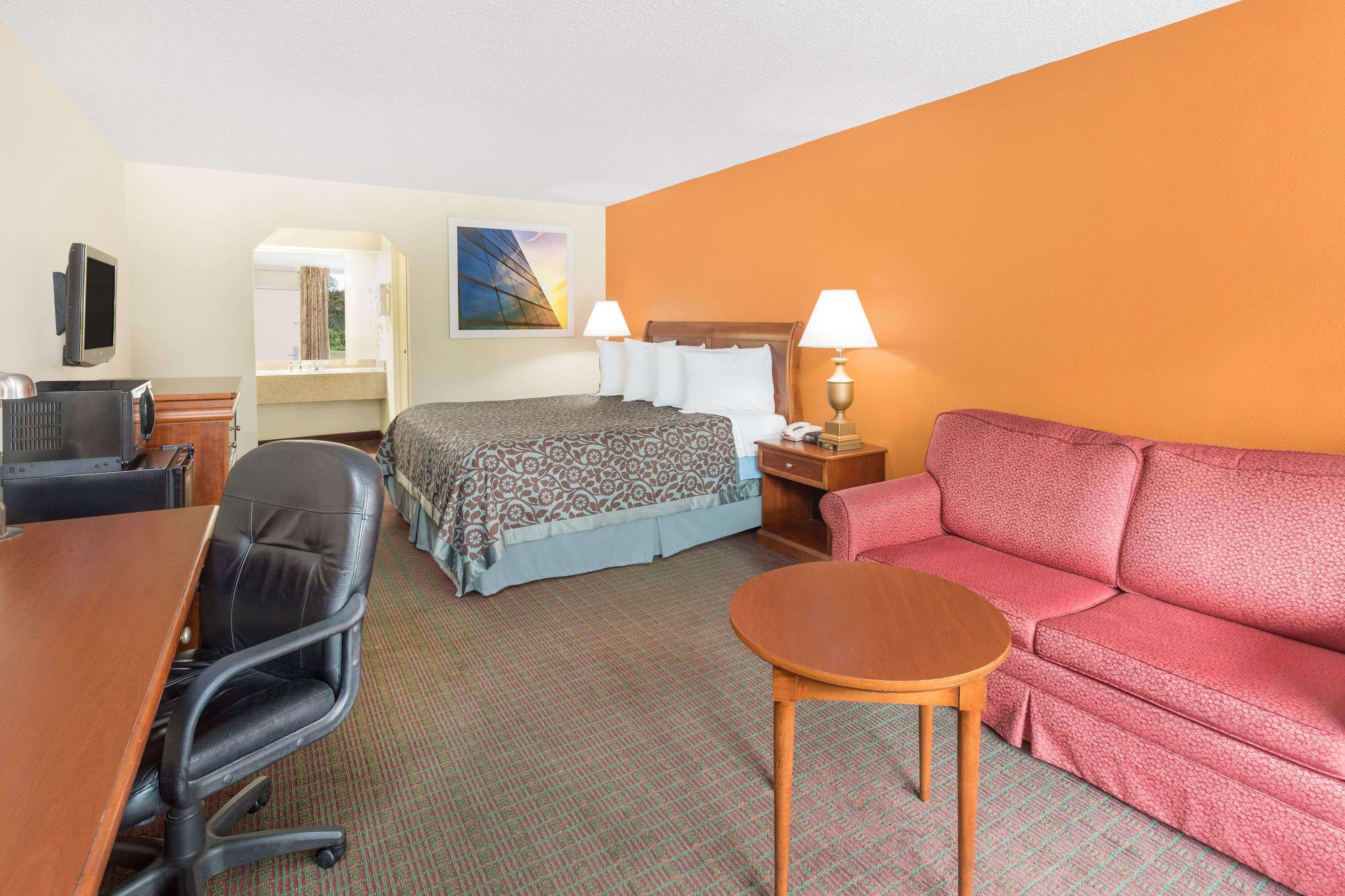 Days Inn By Wyndham Orangeburg South Buitenkant foto