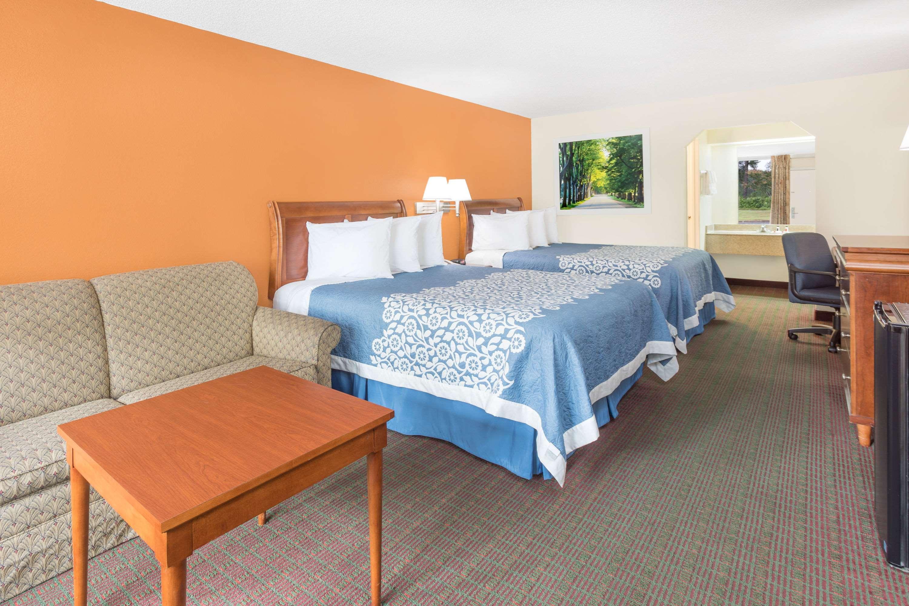 Days Inn By Wyndham Orangeburg South Buitenkant foto
