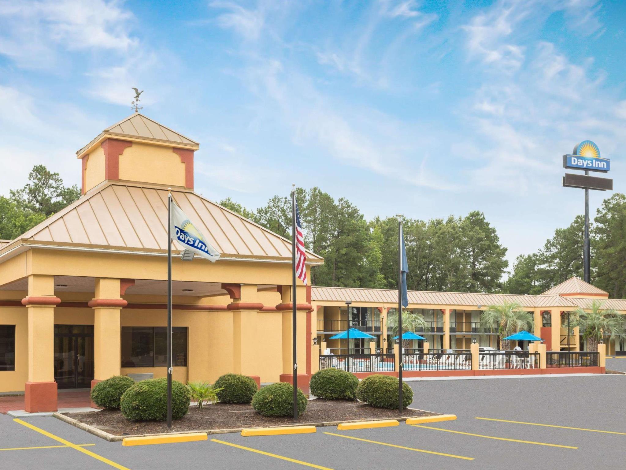 Days Inn By Wyndham Orangeburg South Buitenkant foto