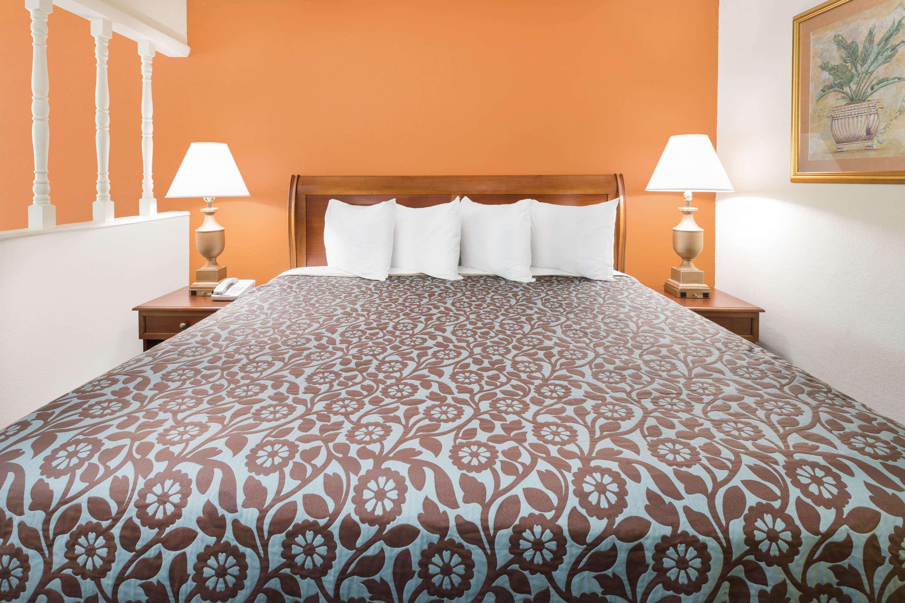 Days Inn By Wyndham Orangeburg South Buitenkant foto