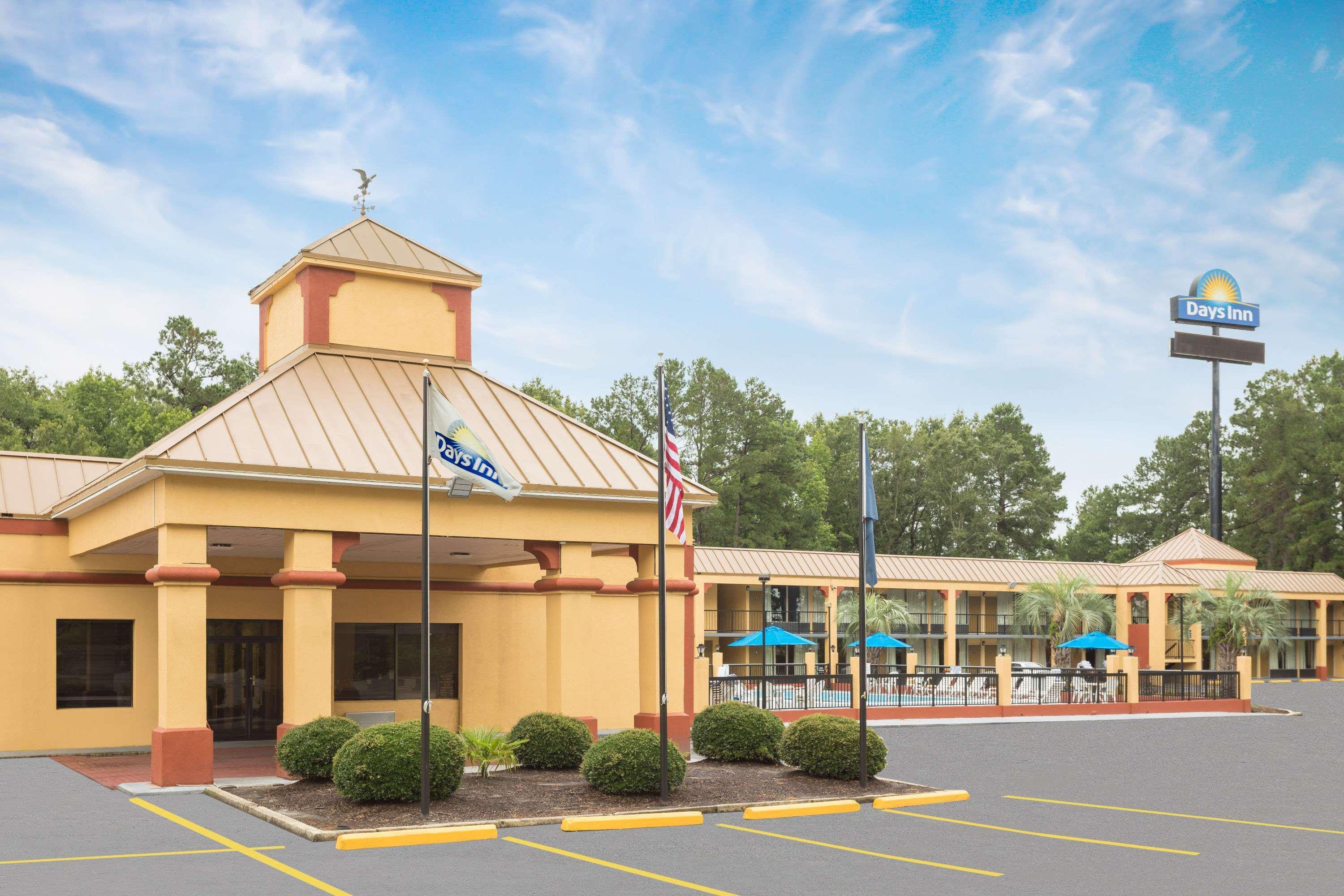 Days Inn By Wyndham Orangeburg South Buitenkant foto
